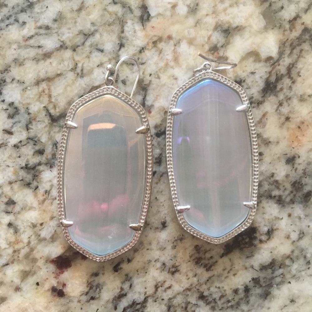 Kendra Scott Danielle Earrings